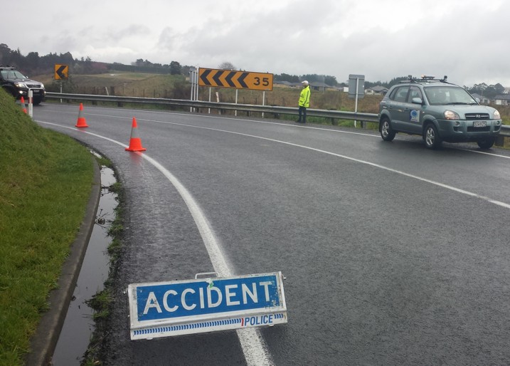 Pyes Pa Traffic control Image